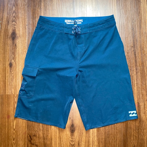 Billabong Other - Billabong Platinum board shorts